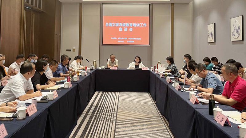 PLC与触摸屏编程入门，从基础到实践